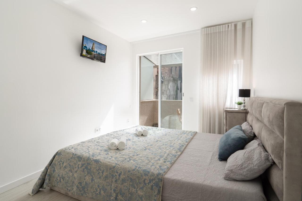 Host Wise - Spacious Noble Apartaments Ace Location Porto Buitenkant foto