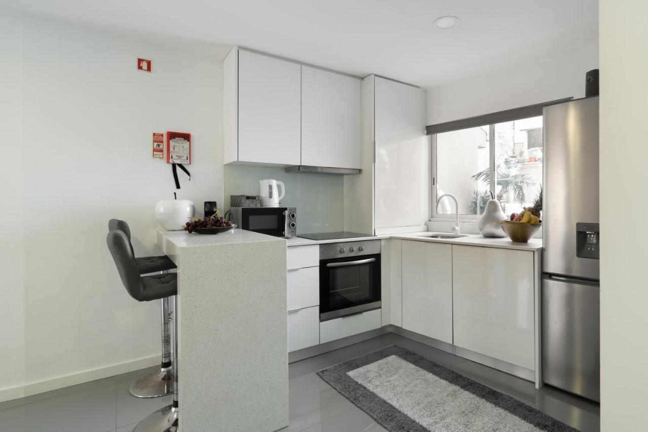 Host Wise - Spacious Noble Apartaments Ace Location Porto Buitenkant foto